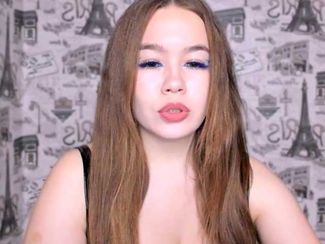 SaraKox live cam on BongaCams