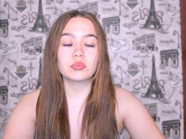 SaraKox live cam on BongaCams