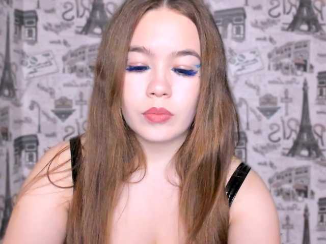 SaraKox live cam on BongaCams