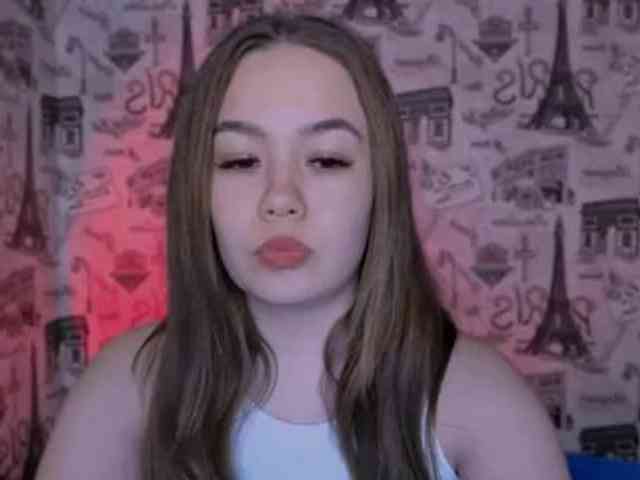 SaraKox webcam