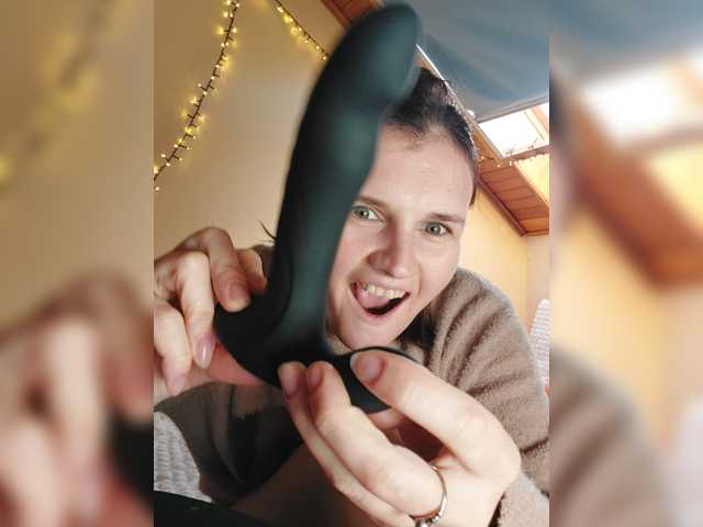 LisaLovHoney, en vivo ahora en BongaCams