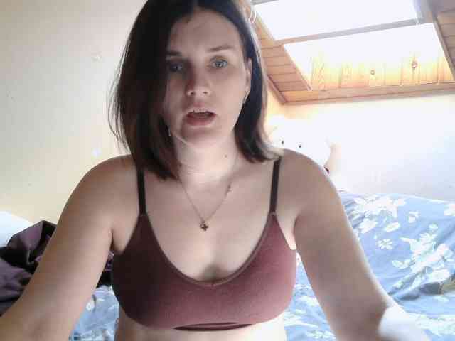 LisaLovHoney webcam