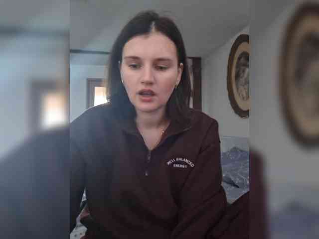 LisaLovHoney webcam