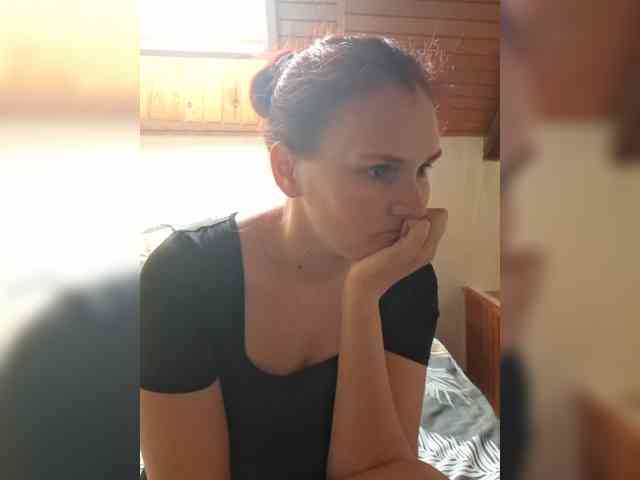 LisaLovHoney webcam