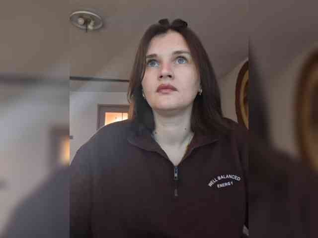 LisaLovHoney webcam