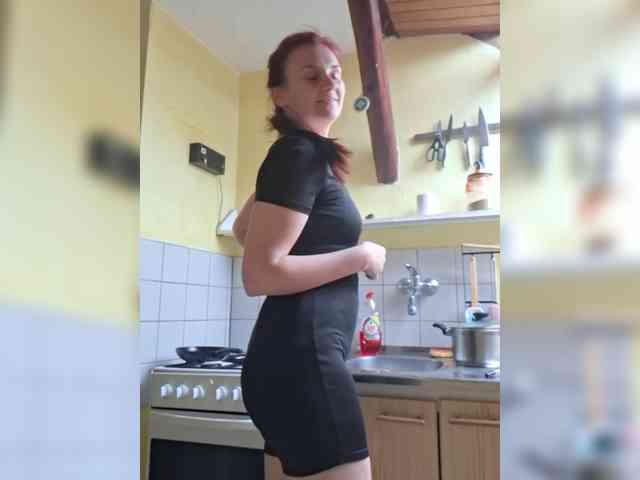 LisaLovHoney webcam