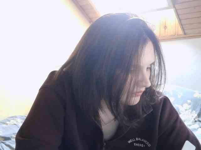 LisaLovHoney webcam