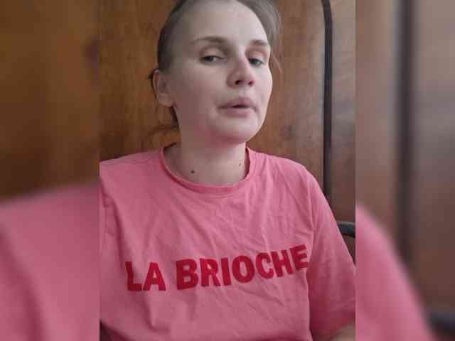 LisaLovHoney webcam