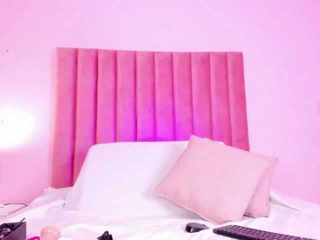 BellaGracee live cam on BongaCams