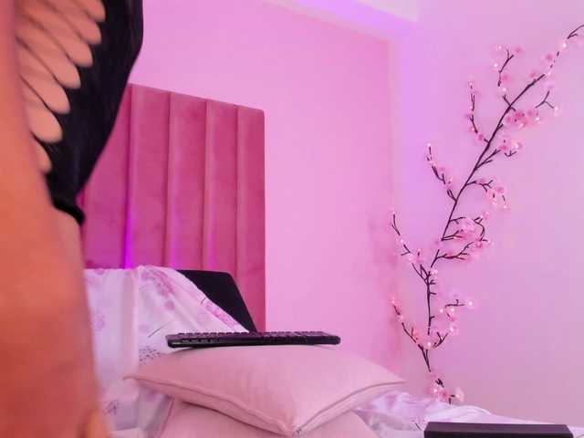 BellaGracee live cam on BongaCams