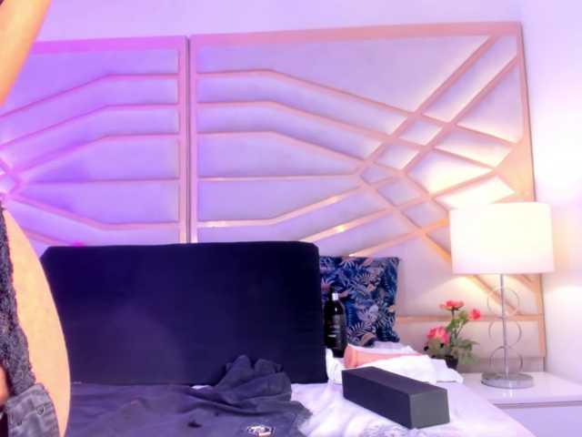 BellaGracee live cam on BongaCams