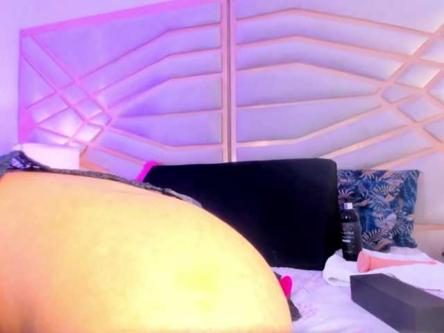 BellaGracee live cam preview