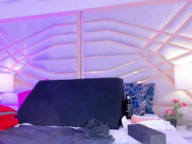 BellaGracee webcam