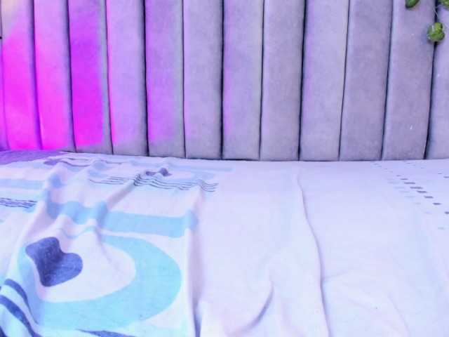 Naomii- live cam on BongaCams