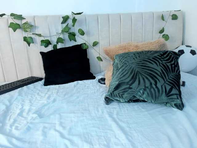 Naomii- live cam on BongaCams