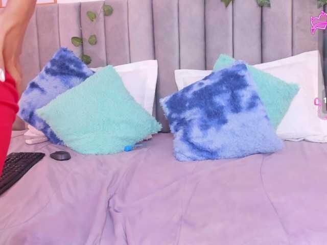 Naomii- live cam on BongaCams