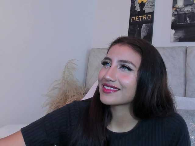 Naomii- live cam on BongaCams