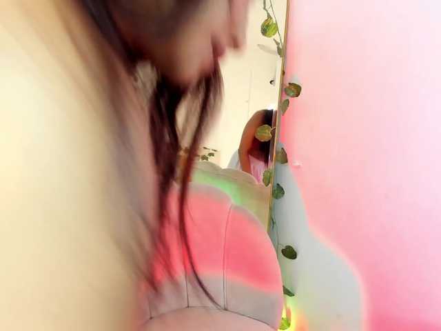 Naomii- live cam on BongaCams