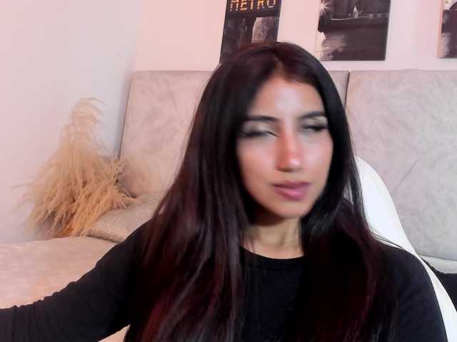 Naomii- live cam on BongaCams