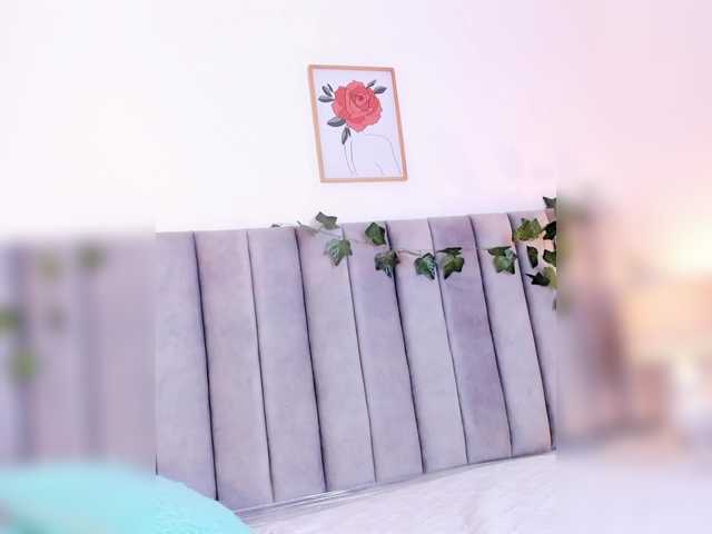 Naomii- live cam on BongaCams