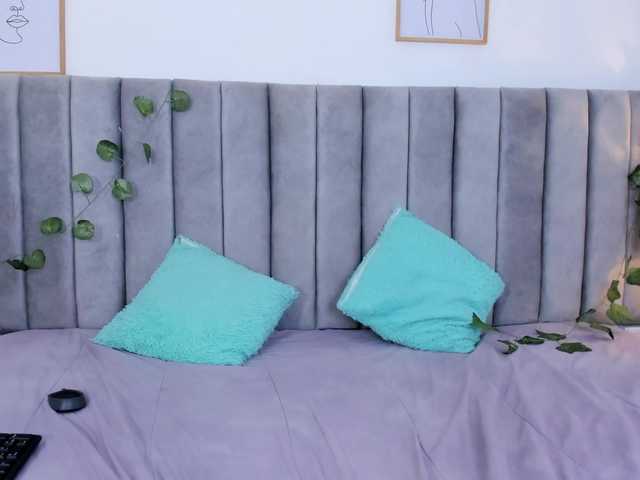 Naomii- live cam on BongaCams