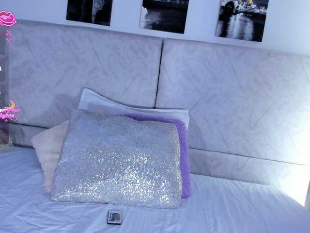 Naomii- live cam on BongaCams