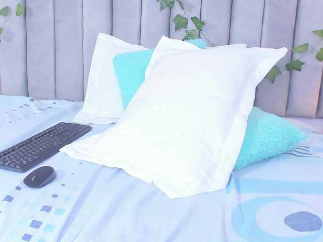 Naomii- live cam on BongaCams