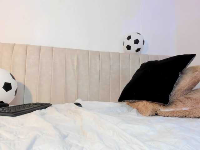 Naomii- live cam on BongaCams