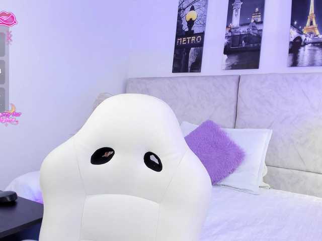 Naomii- live cam on BongaCams