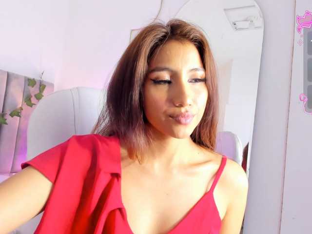 Naomii- live cam preview