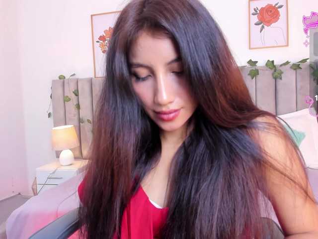 Naomii- live cam on BongaCams