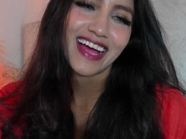 Naomii- live cam on BongaCams