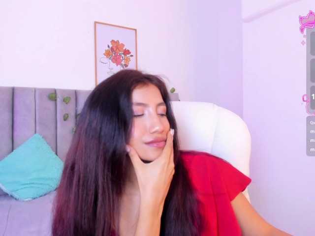 Naomii- live cam on BongaCams