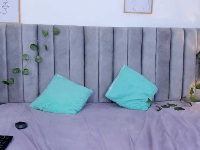 Naomii- live cam on BongaCams