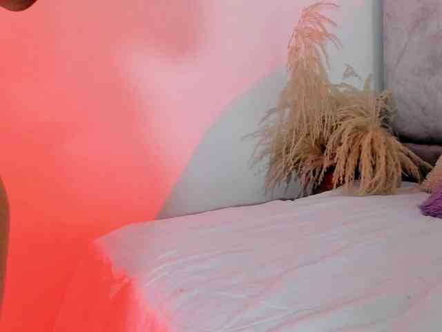 Naomii- webcam