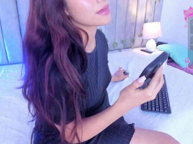Naomii- webcam
