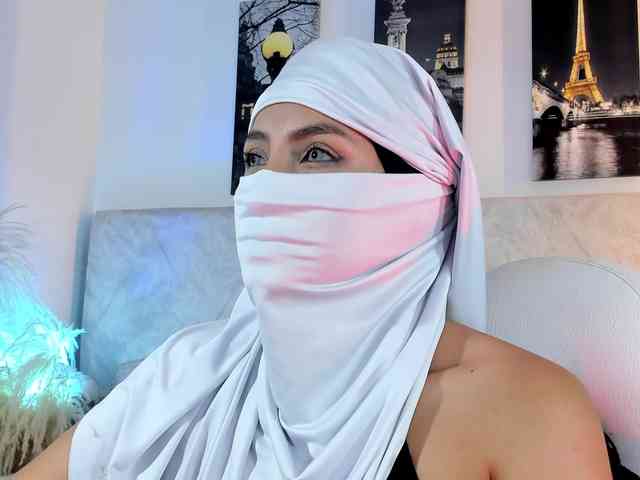 Naomii- webcam