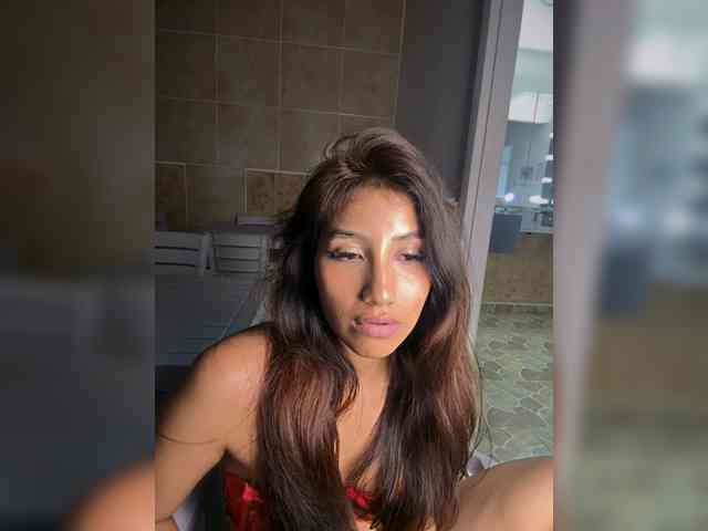 Naomii- webcam
