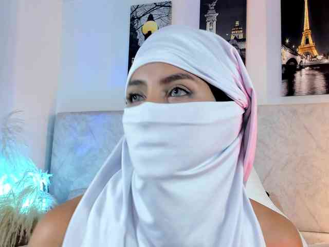 Naomii- webcam