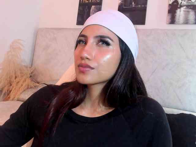 Naomii- webcam