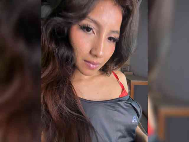 Naomii- webcam