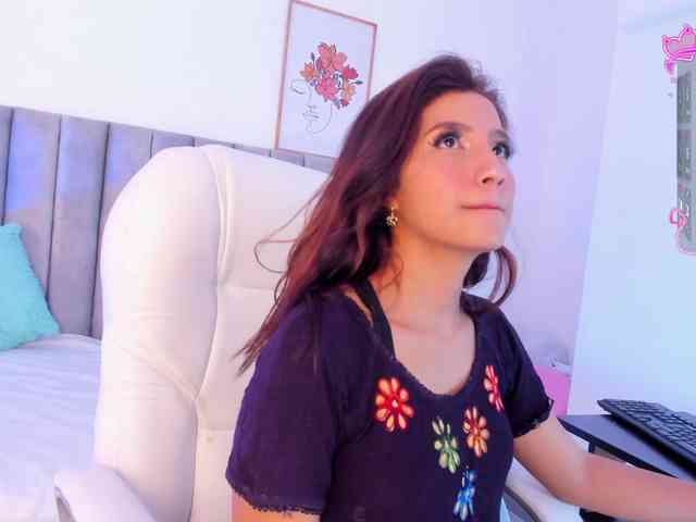 Naomii- webcam