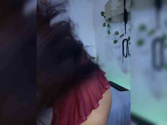 Naomii- webcam