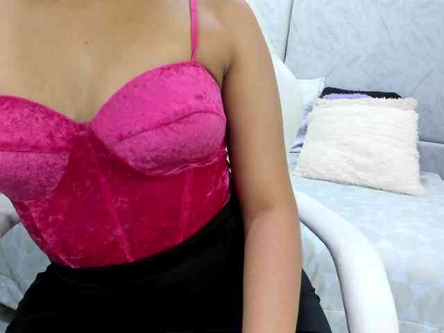 Naomii- webcam