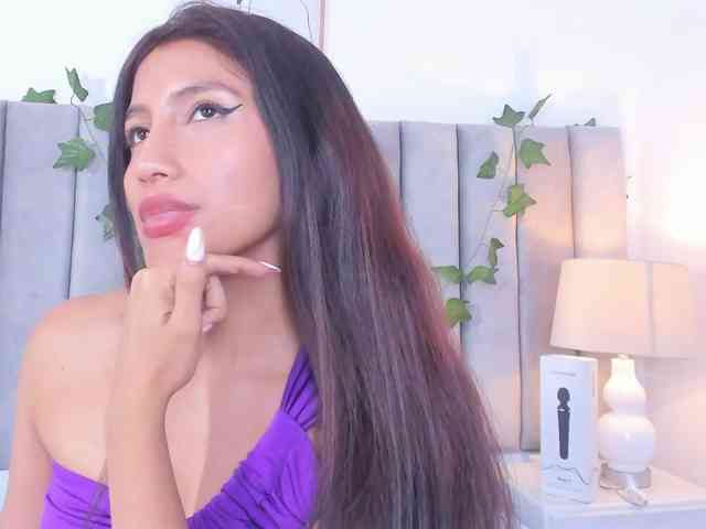 Naomii- webcam