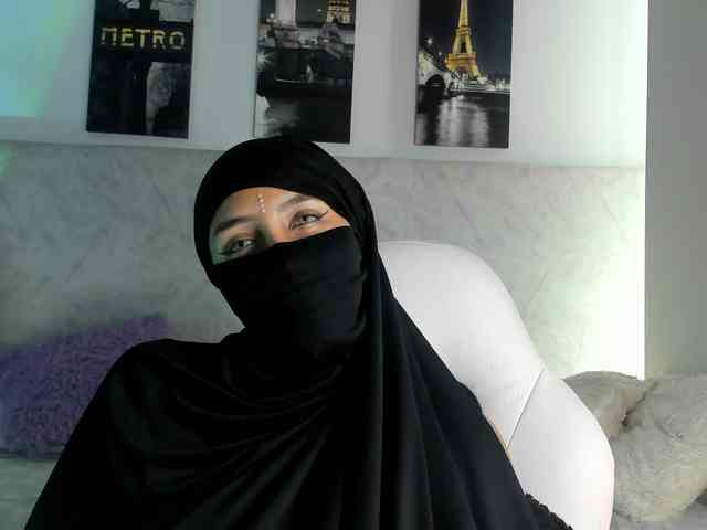 Naomii- webcam