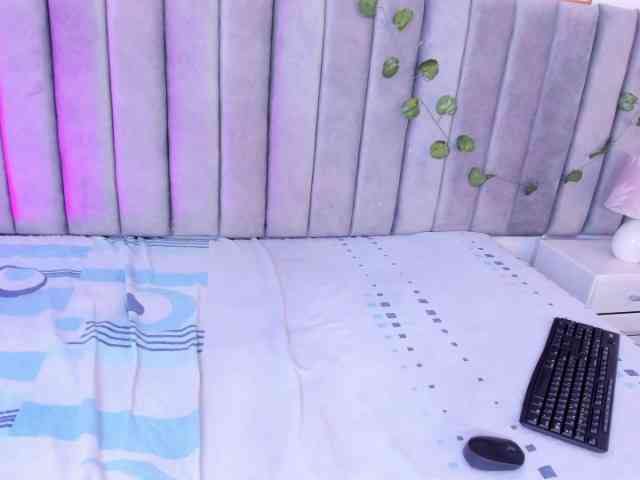 Naomii- webcam