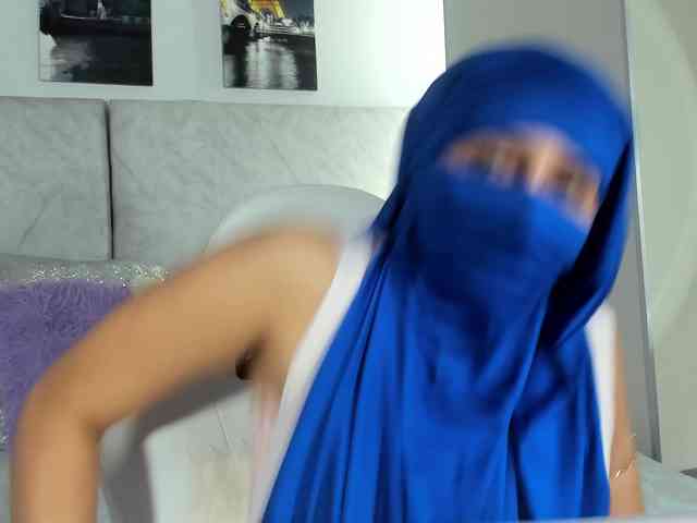 Naomii- webcam