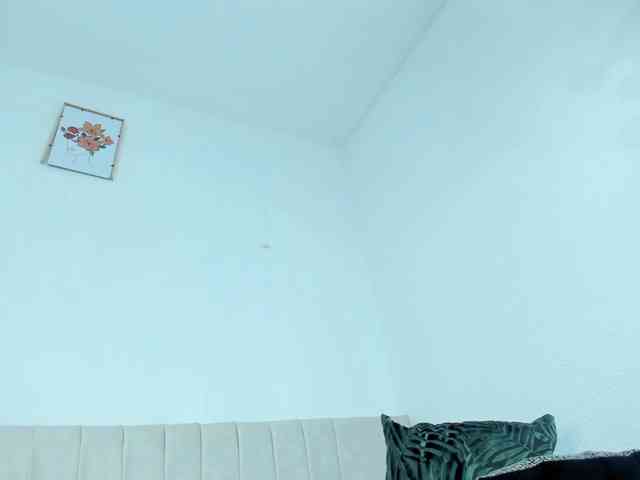 Naomii- webcam