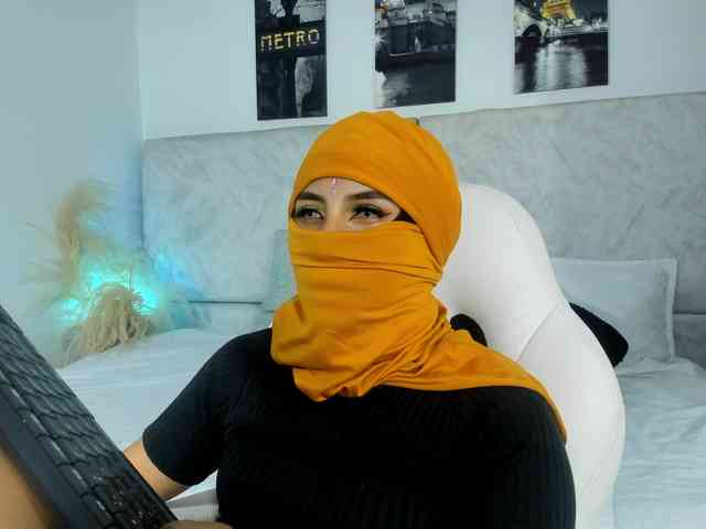 Naomii- Naomii-